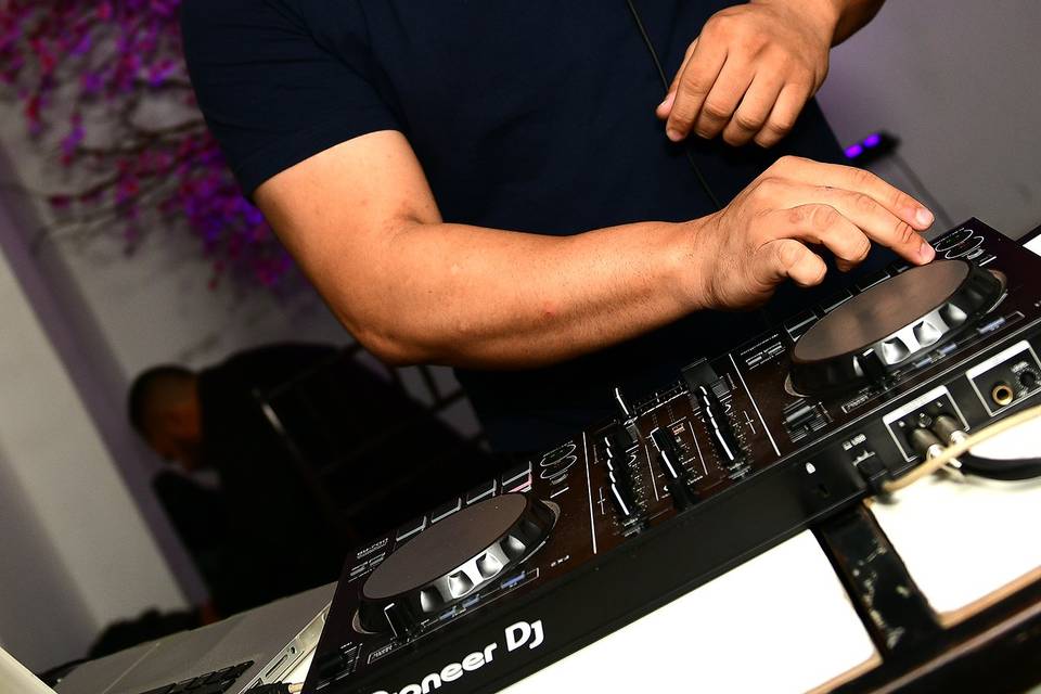 DJ Henri Marques