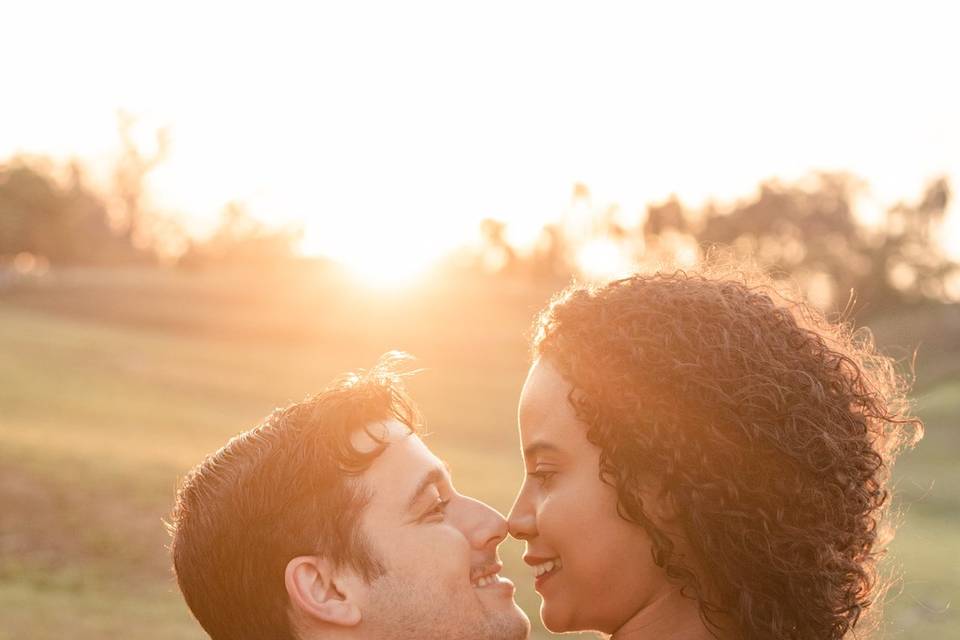 Ensaio casal ao ar livre