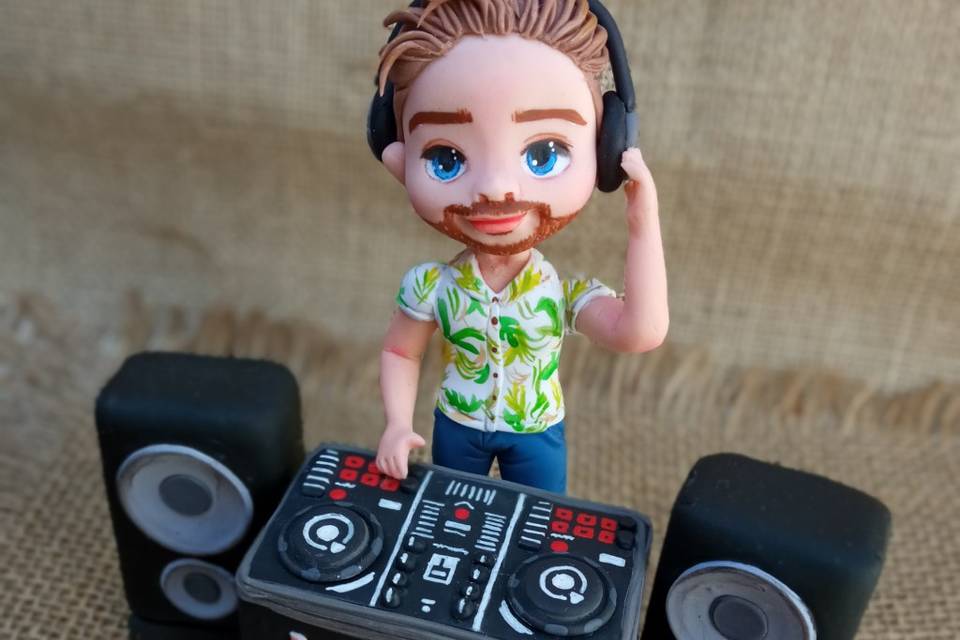 Boneco DJ Personalizadoo Biscu