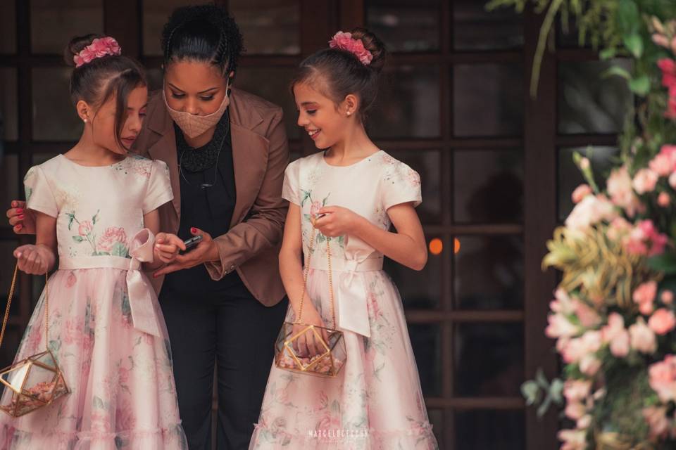 Orientando a entrada das damas