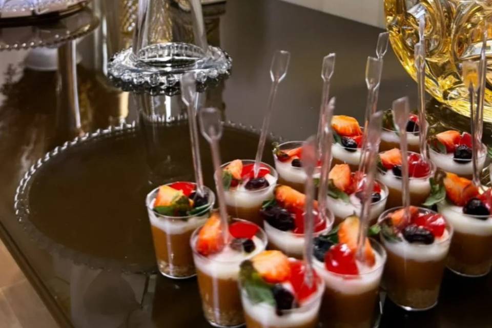 Copinho frutas vermelhas.
