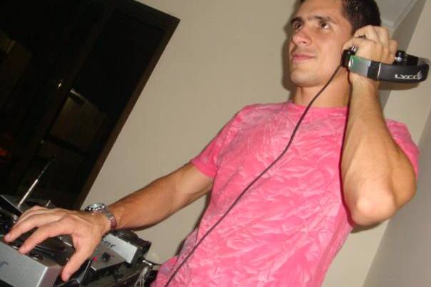 DJ Ricardo Costa