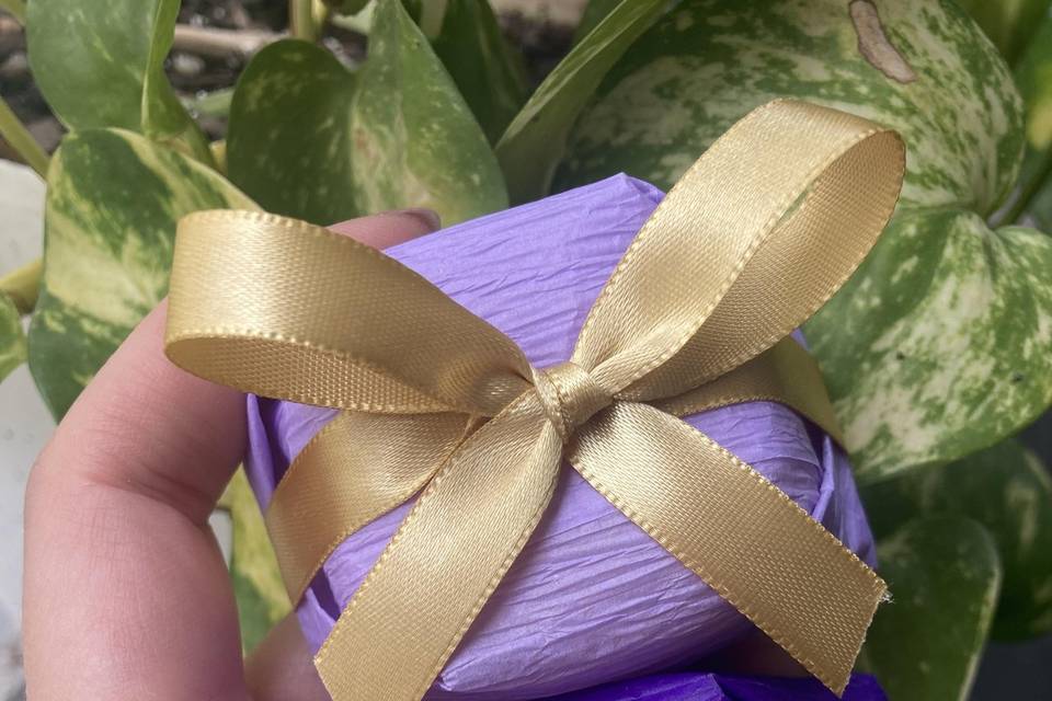 Lilás e roxo com dourado 🥰
