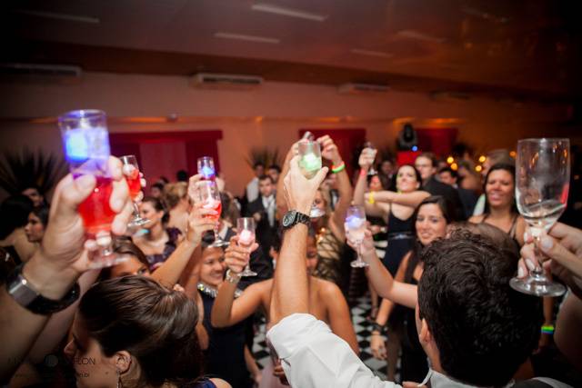 Pista do casamento animados