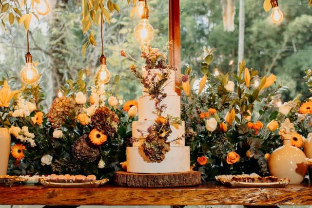 MESA DO BOLO COLORIDA