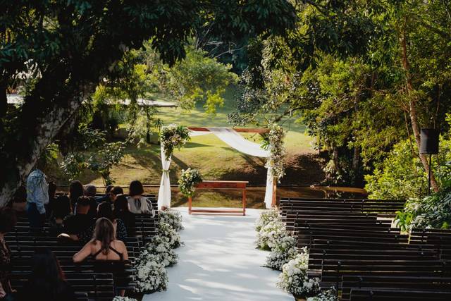 Cerimonia verde e branco