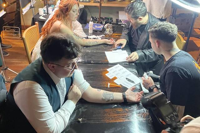 Tatuadores profissionais