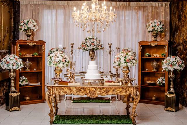 Mesa do bolo Madeira/ Dourado