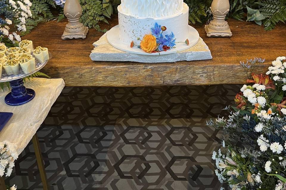 Mesa de bolo rústica