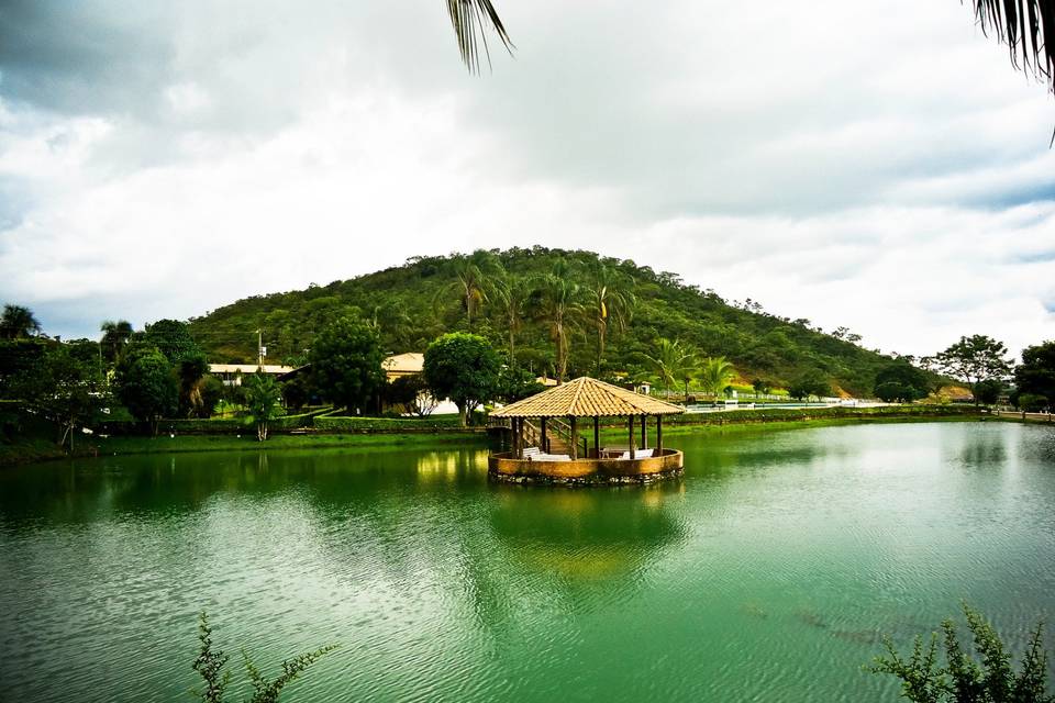 Lago espaço