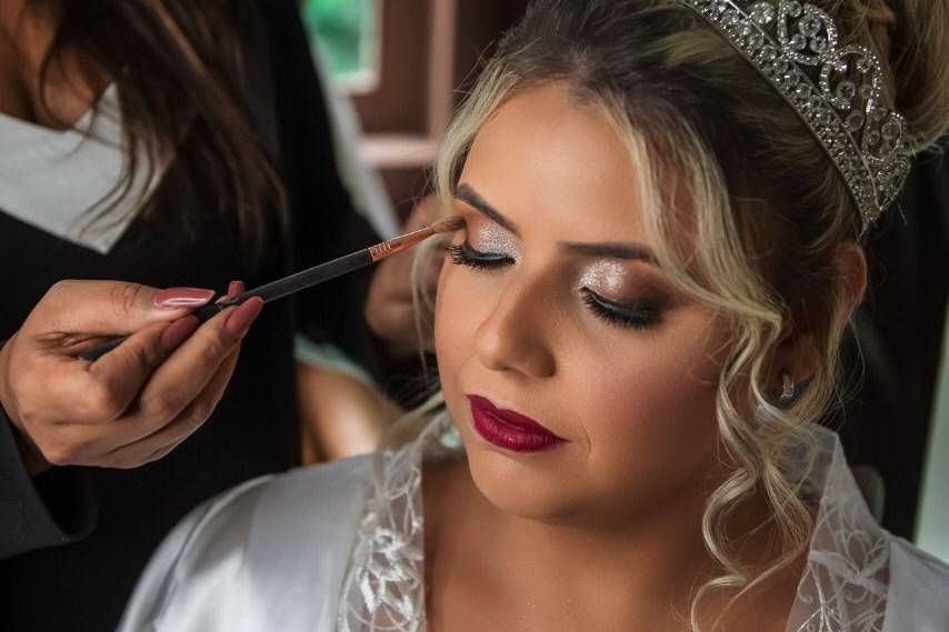 Gess Makeup