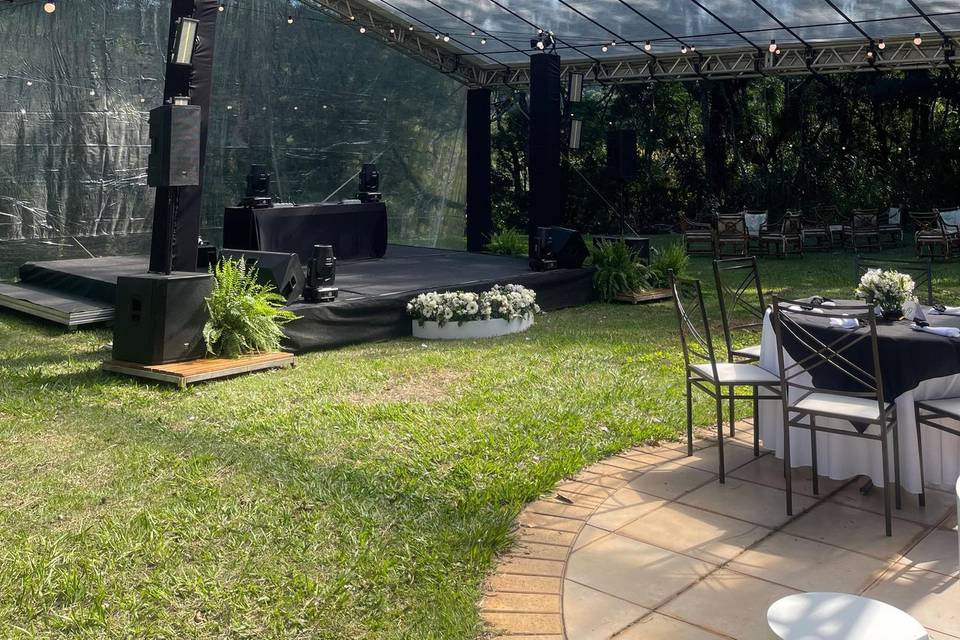 Tenda + Som + Iluminação