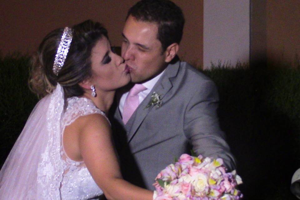 Carlos Mello celebra casamento