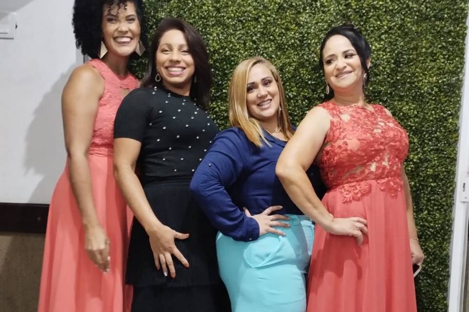 Elas