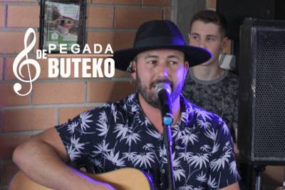 Cantor sertanejo para festa