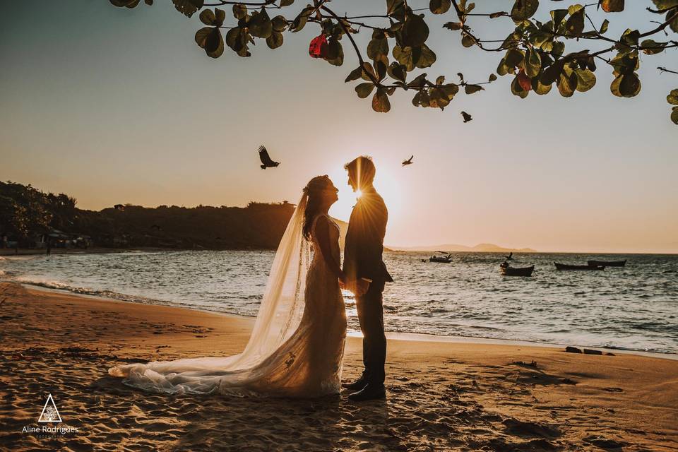 Casamento ao pôr do sol