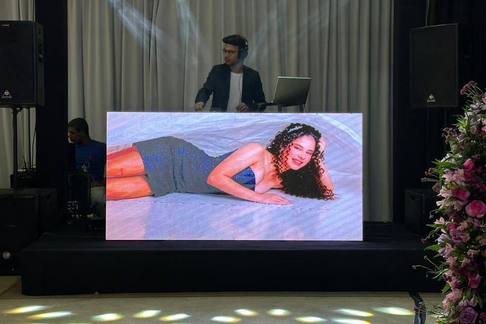 Estrutura + DJ