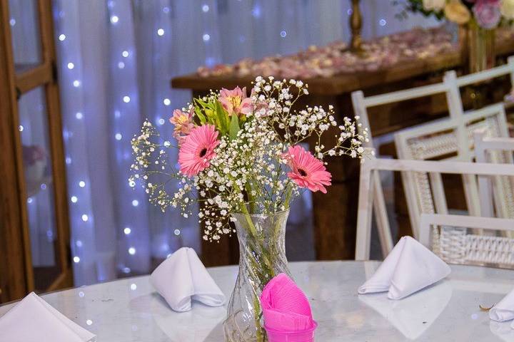 Mari Eventos & Decorações