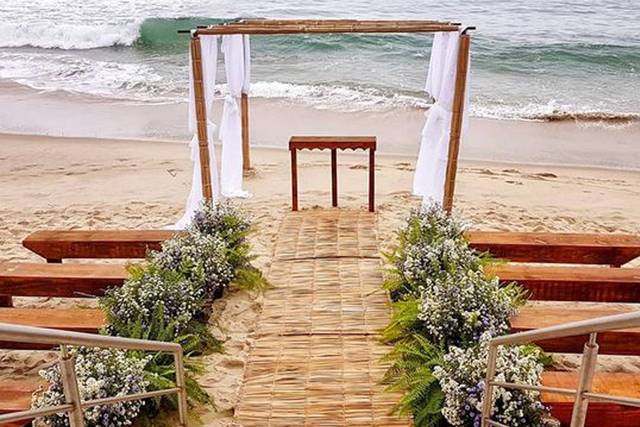 Beach weeding
