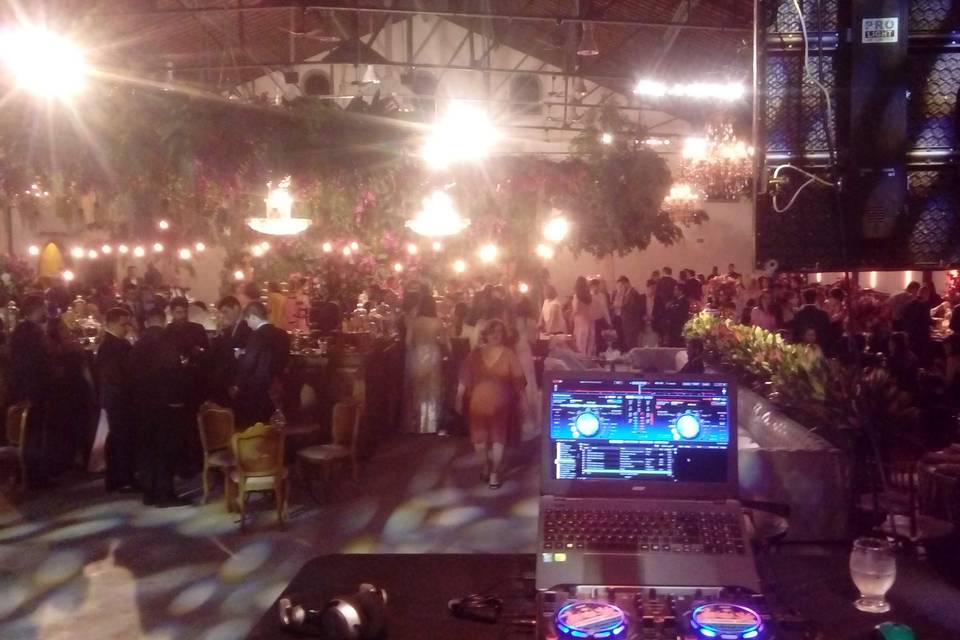 Casamento, Tiago Krol Deejay