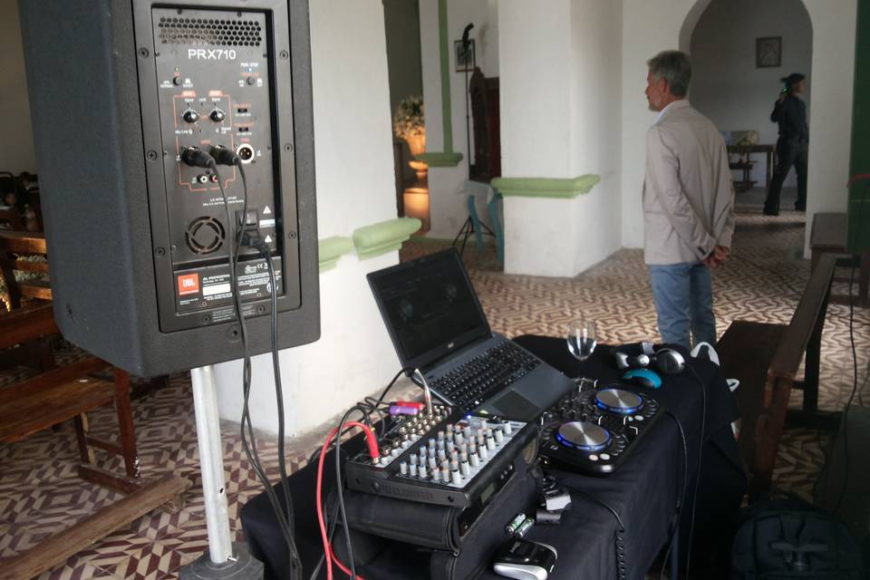 Casamento, Tiago Krol Deejay