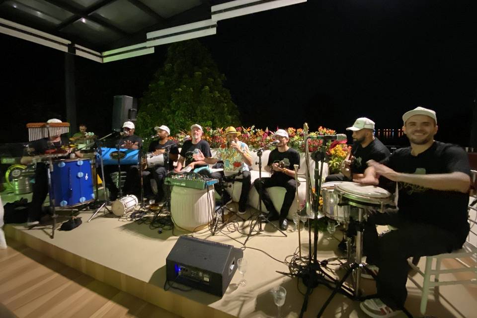 Negro Luxo Samba