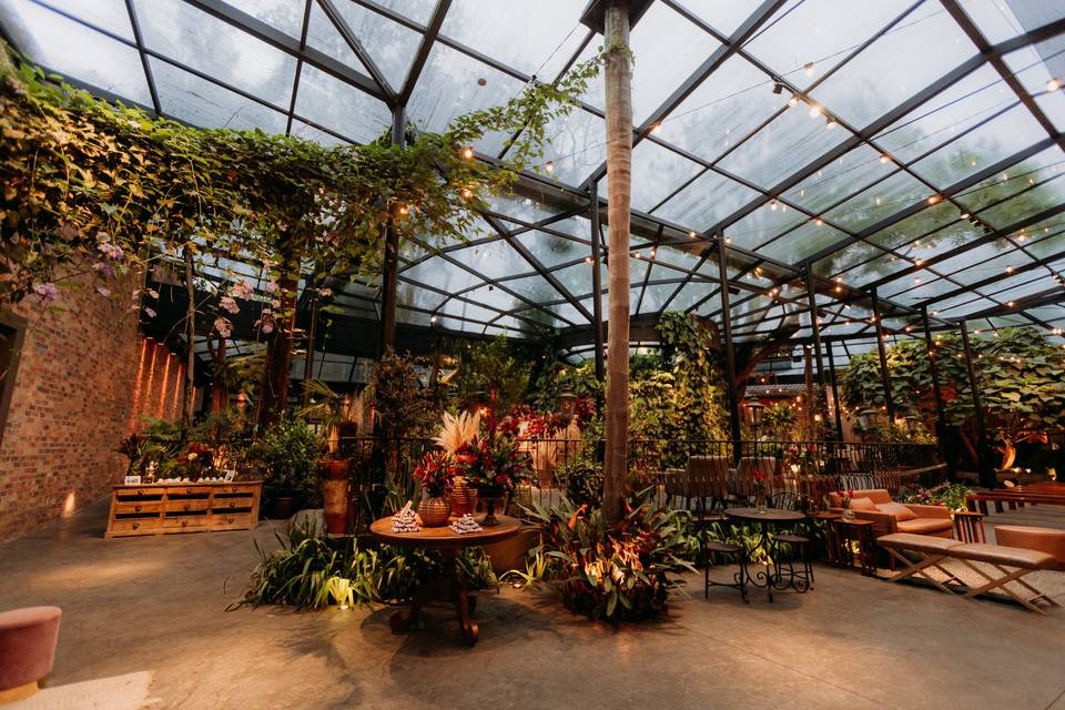 ESPAÇO: JARDIM SECRETO