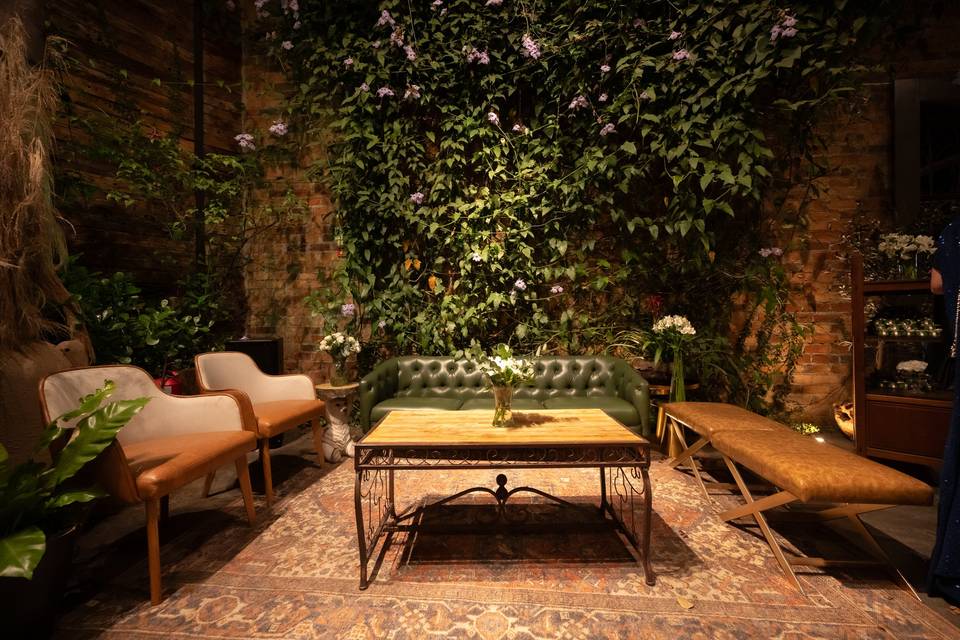 ESPAÇO: JARDIM SECRETO