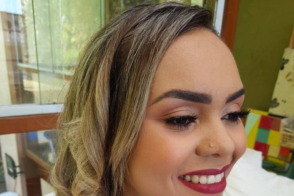 Make Clássica delicada