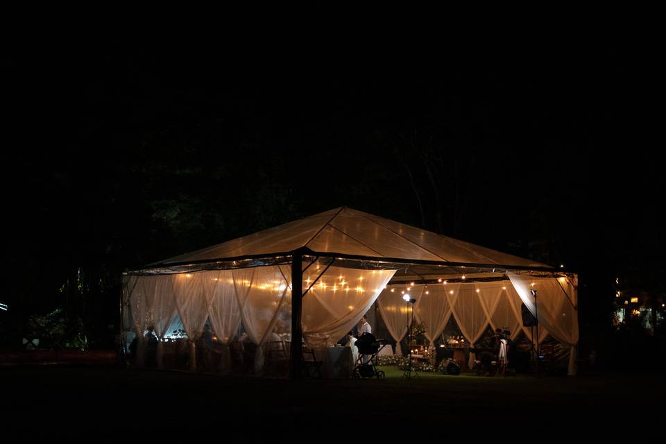 Tenda iluminada