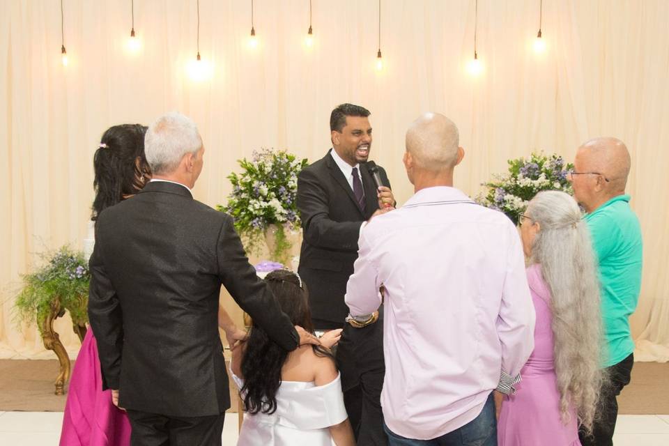 Benção junto com a família