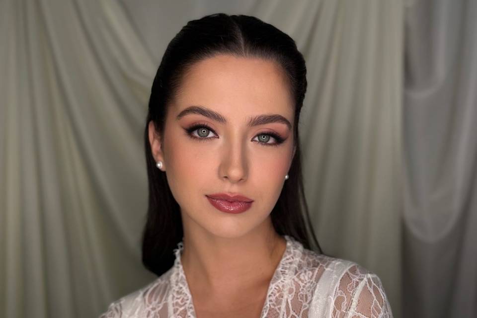 Taís Castellini Maquiadora