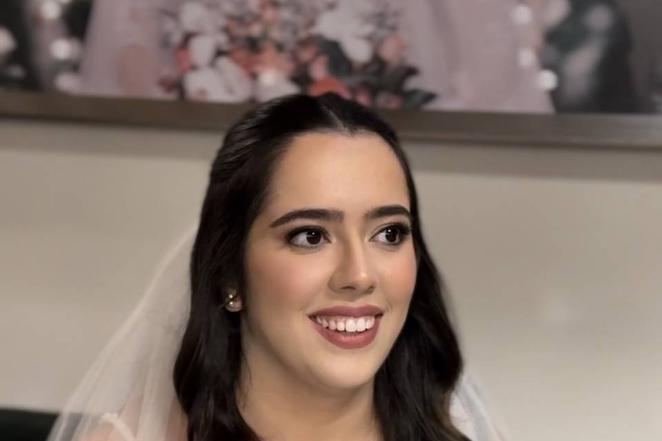 Taís Castellini Maquiadora