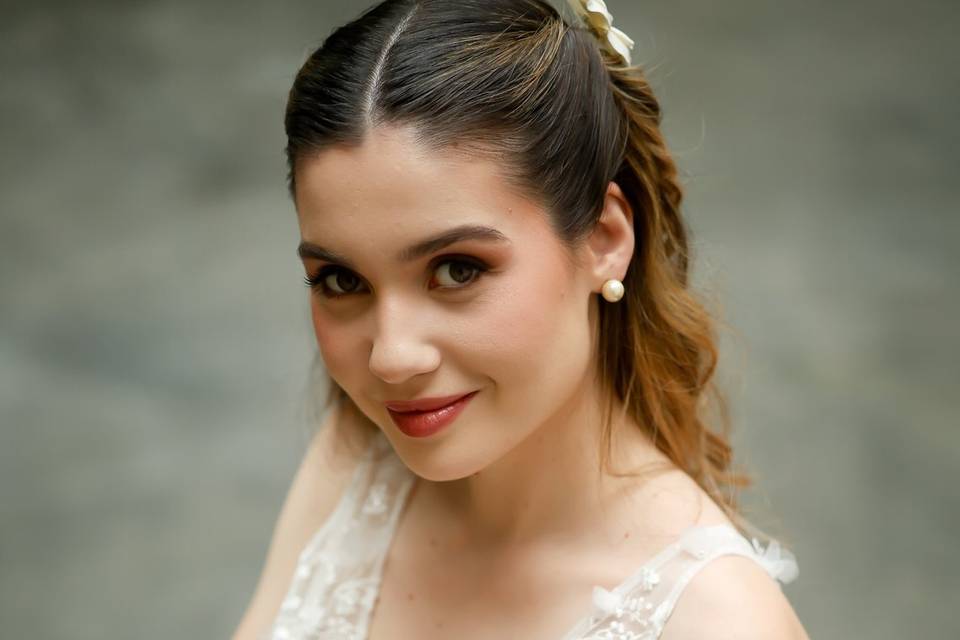 Taís Castellini Maquiadora
