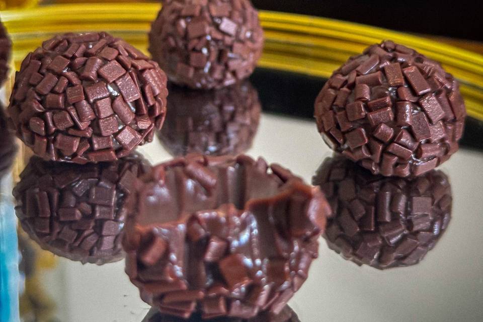 Alicia Valenzi Doces Finos