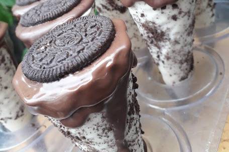 Cone grande de oreo