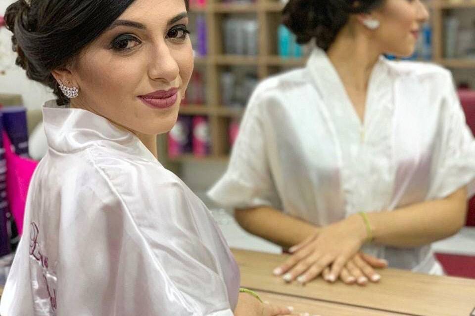 Leticia Muniz Makeup