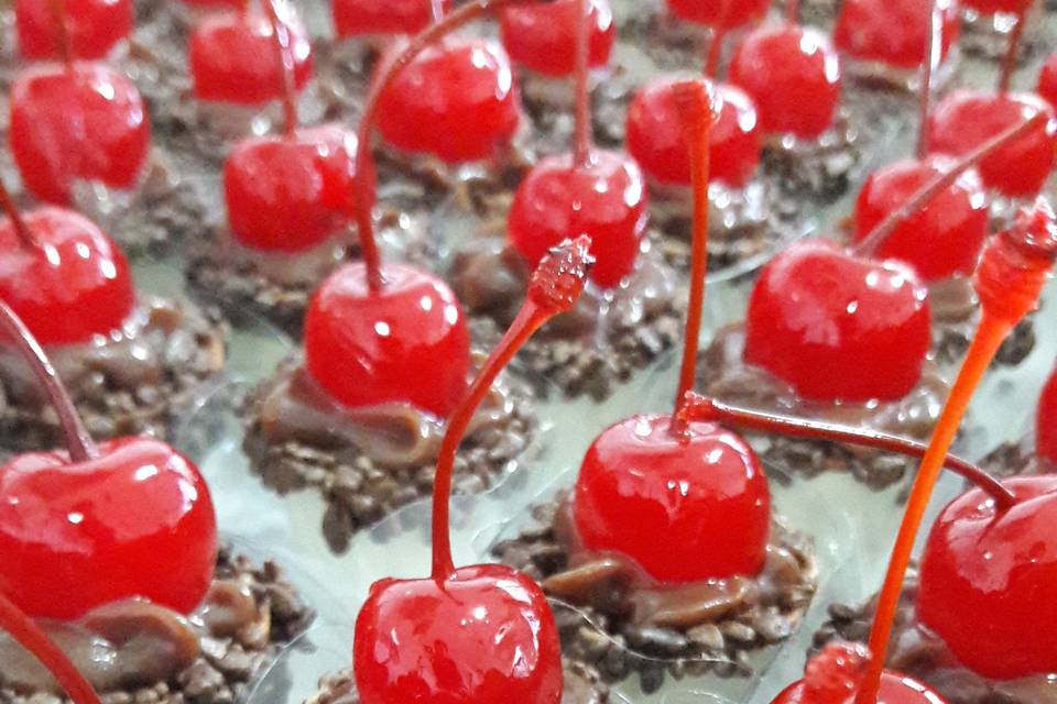 Brigadeiro com cereja