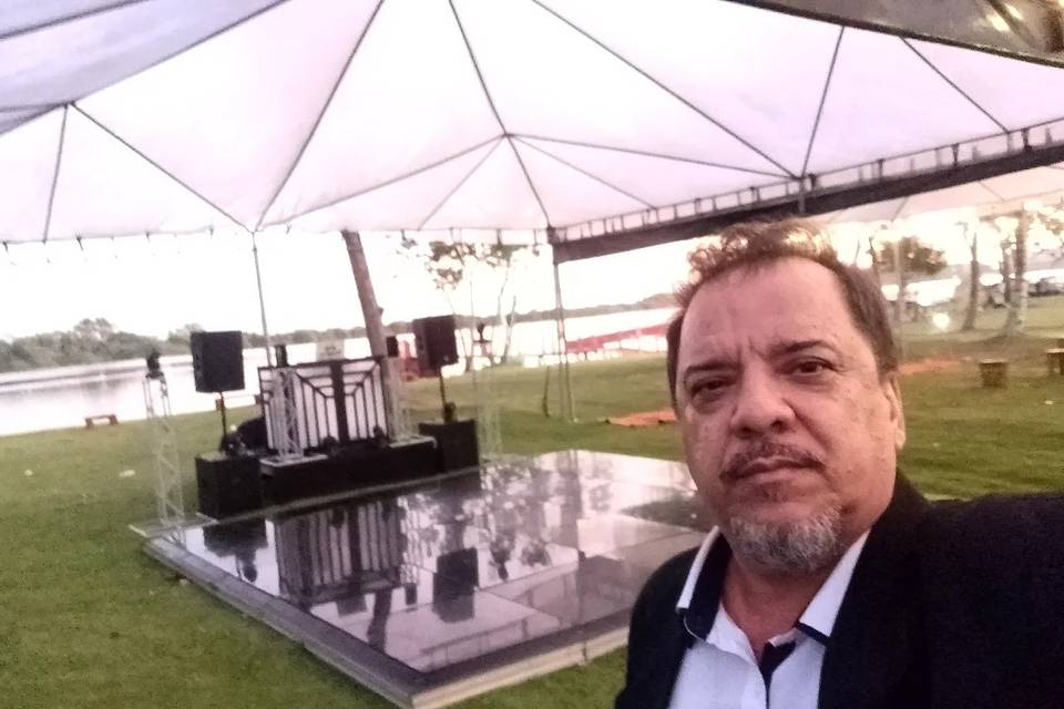 Dj Roberto - Som e Iluminação Profissional
