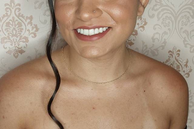 Maquiagem e penteado