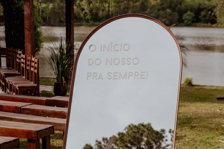Espelho temos...