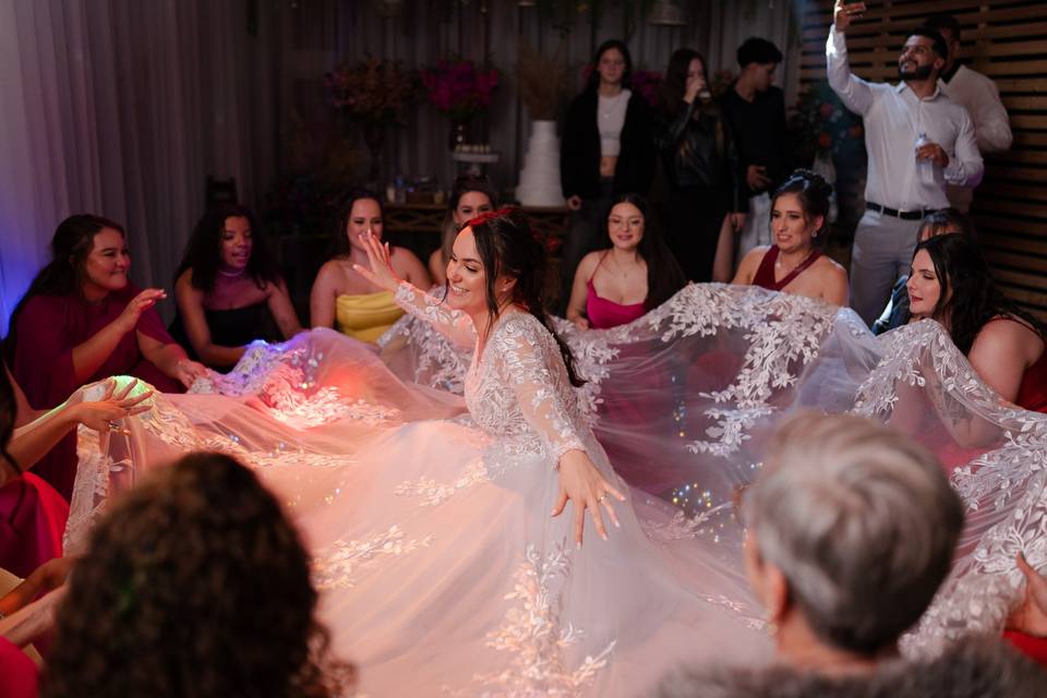 Dança do vestido