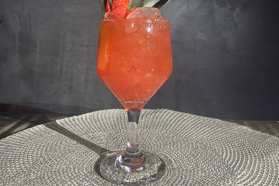 Caipirinha de morango