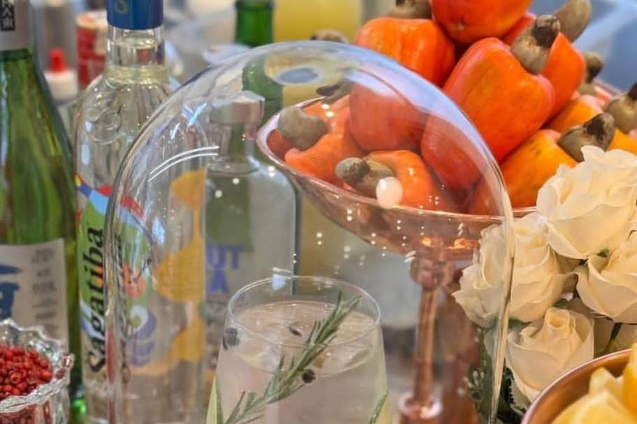 Detalhe do preparo do drink