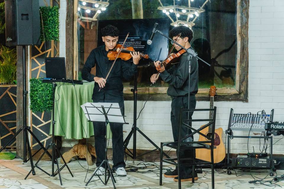 Maestro mika e orquestra