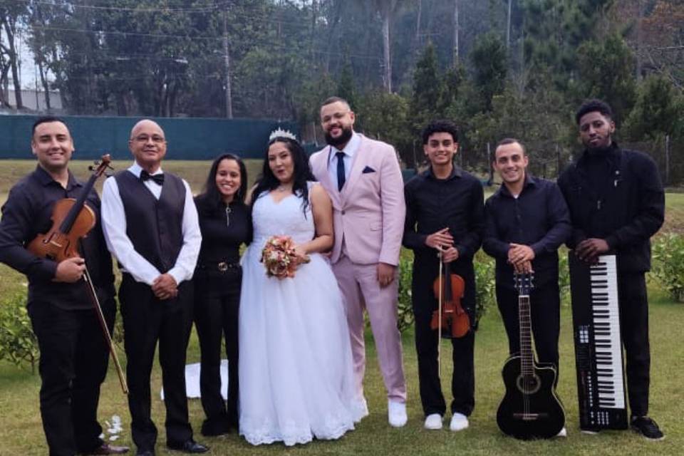 Maestro Mika e Orquestra