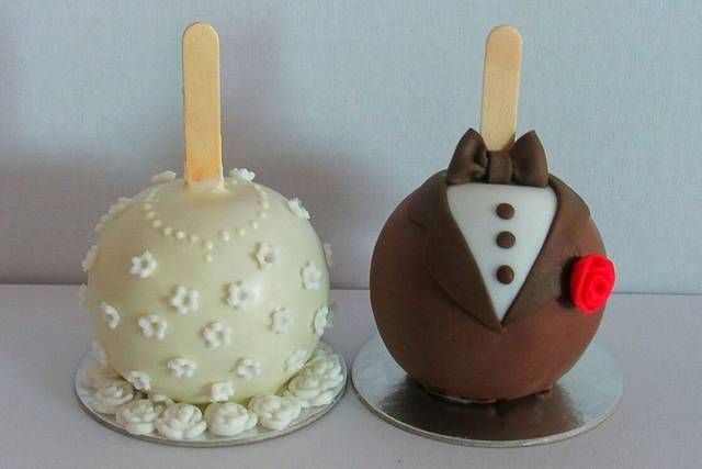 Maças de chocolate decoradas