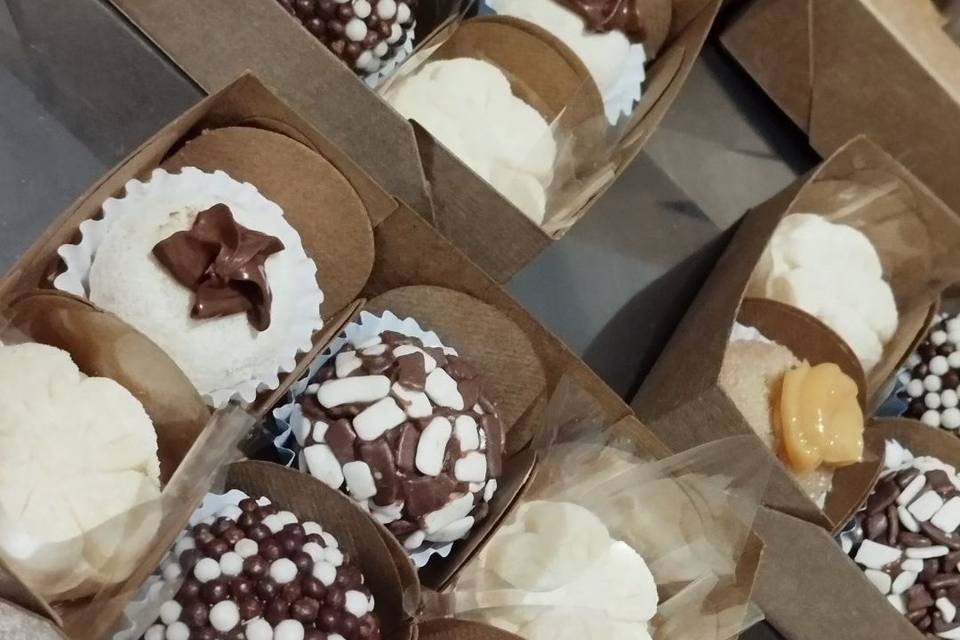 Caixinha com Brigadeiros