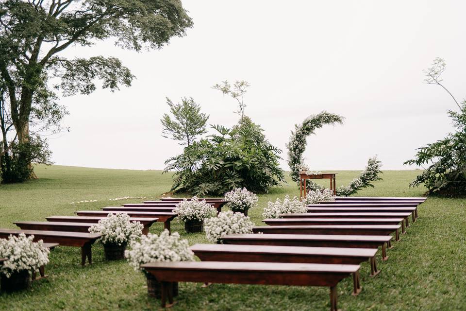 CASAMENTO AO AR LIVRE