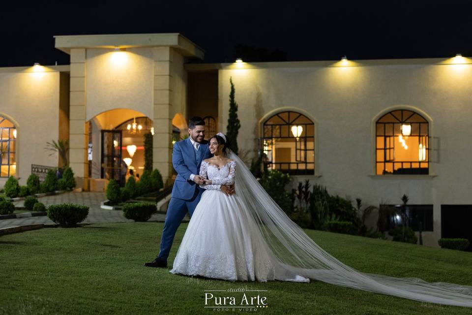 Casal no Jardim